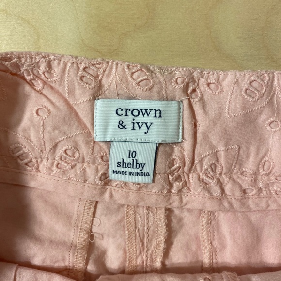 Crown & Ivy Shorts Shelby Size 10 (HJ) - Picture 6 of 12